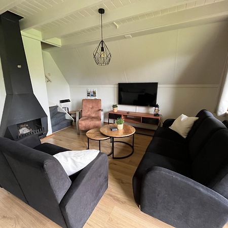 Vakantiepunt 142 - Moderne Vakantiewoning Aan Het Water! Gramsbergen المظهر الخارجي الصورة